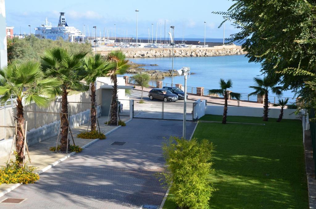 Residence Lungomare Porto Torres Εξωτερικό φωτογραφία